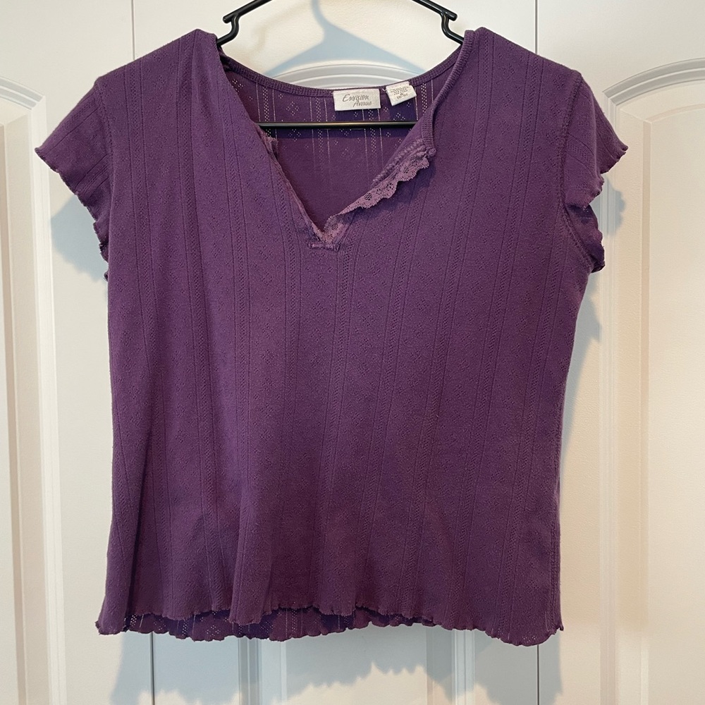 Purple frilly shirt with lace V-Neck. Size Small (6-8)
